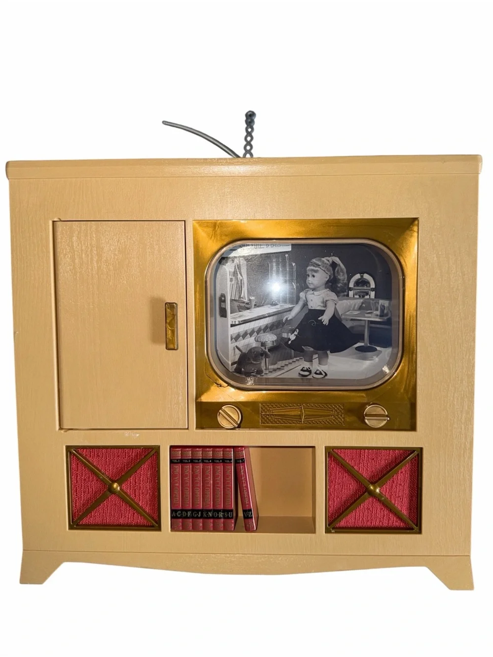 American Girl Maryellen's Television Console Doll house Retro 50’s TV Play Set